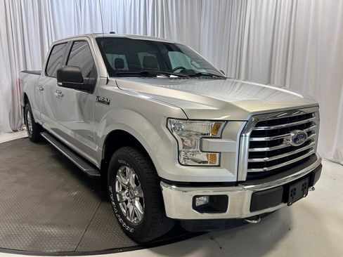Used 2016 Ford F150 XLT w/ Equipment Group 302A Luxury AWD/4WD image 22