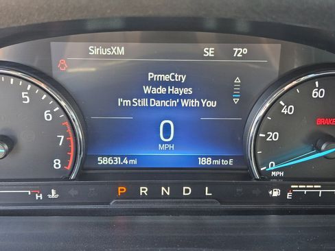 Used 2022 Ford Explorer XLT w/ Equipment Group 202A AWD/4WD image 22