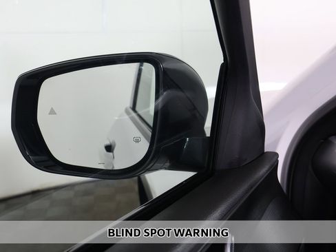 Used 2024 Jeep Grand Cherokee Altitude image 4