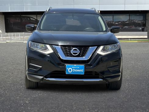 Used 2017 Nissan Rogue S w/ S Appearance Package FWD image 10