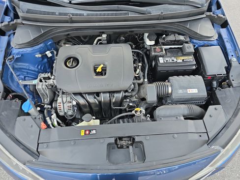 Used 2019 Hyundai Elantra SEL image 30