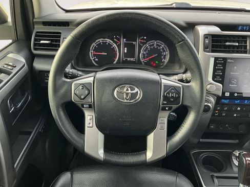 Used 2022 Toyota 4Runner Limited AWD/4WD image 14