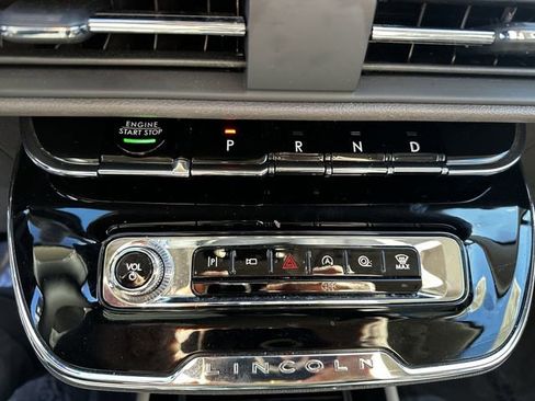 Certified 2024 Lincoln Corsair Premiere w/ Equipment Group 101A image 24