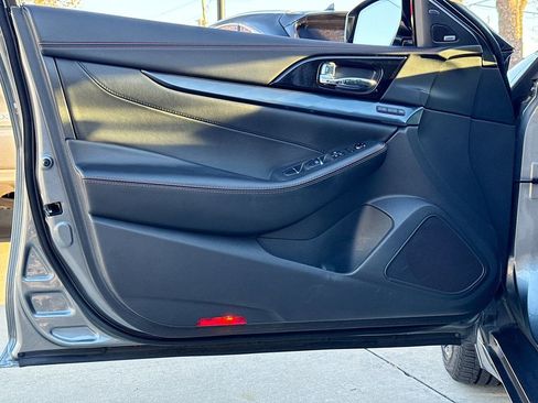 Used 2022 Nissan Maxima SR w/ Sport Mat Group image 12