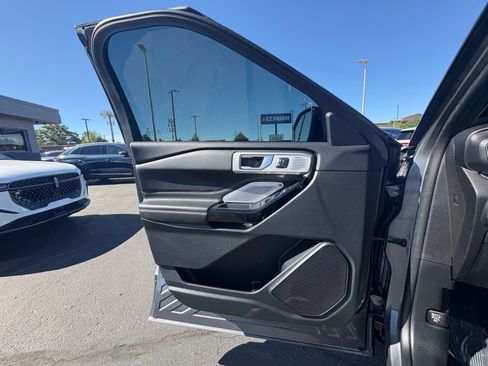 Used 2023 Ford Explorer ST w/ Equipment Group 401A AWD/4WD image 18