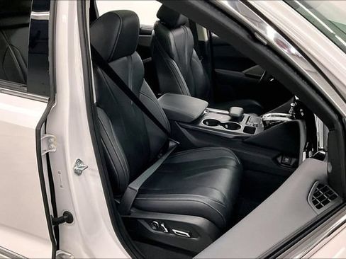 Used 2024 Acura MDX w/ Technology Package AWD/4WD image 8