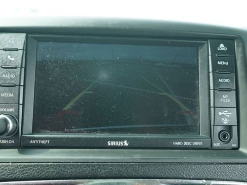 Used 2013 Chrysler Town & Country Touring-L w/ Driver Convenience Group image 28