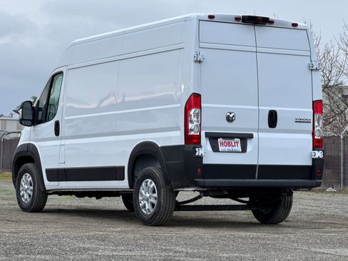New 2026 RAM ProMaster 1500 w/ Quick Order Package 22G SLT image 5