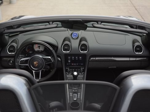 Certified 2025 Porsche 718 Boxster GTS RWD image 12