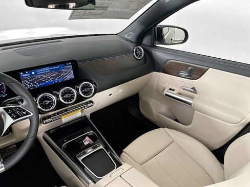 New 2026 Mercedes-Benz GLA 250 image 23