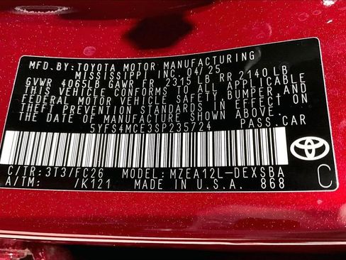 Used 2025 Toyota Corolla SE image 40