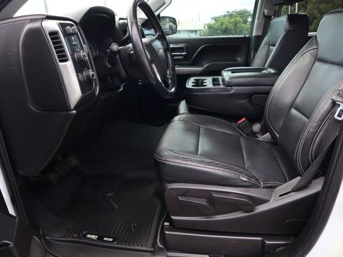 Used 2019 Chevrolet Silverado 2500 LT AWD/4WD image 13
