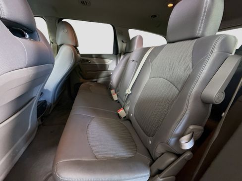 Used 2017 Chevrolet Traverse LS image 22