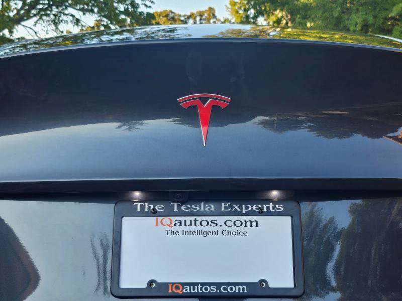 Used 2024 Tesla Model Y 2WD image 29