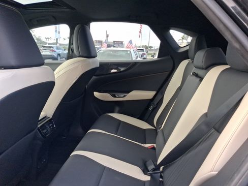 Used 2023 Lexus NX 350 AWD image 15