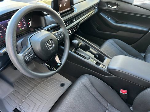 Certified 2023 Honda Accord EX image 10