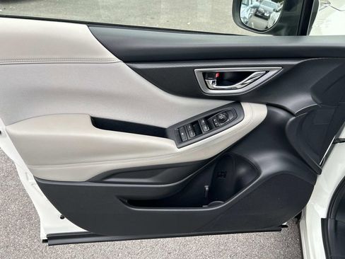 Used 2023 Subaru Forester Premium image 24