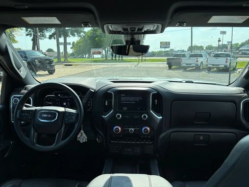Used 2023 GMC Sierra 2500 AT4 w/ AT4 Premium Plus Package AWD/4WD image 21