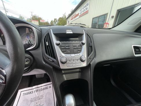 Used 2015 Chevrolet Equinox LS image 13