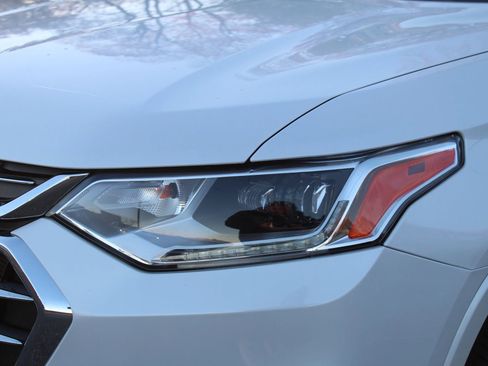 Used 2020 Chevrolet Traverse High Country image 35