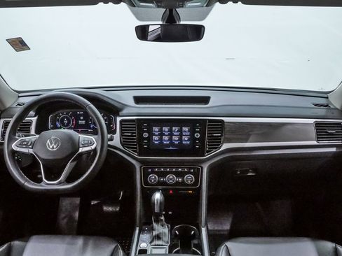 Used 2023 Volkswagen Atlas SE image 16