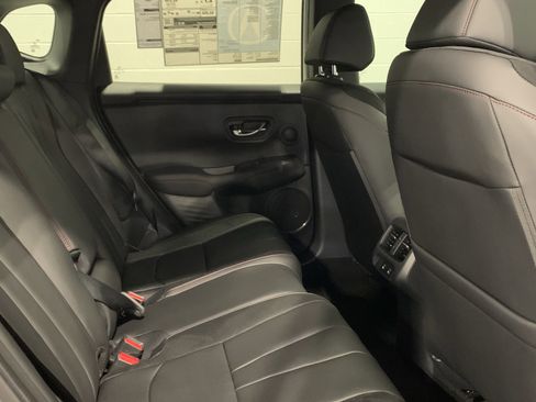 Used 2025 Acura ADX A-Spec image 13