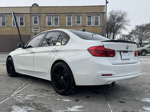 Used 2018 BMW 320i Sedan image 7