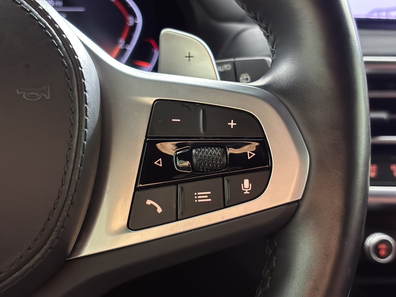 Used 2023 BMW X3 sDrive30i w/ M Sport Package RWD image 19