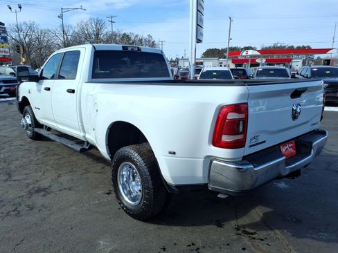 Used 2024 RAM 3500 Big Horn w/ Bed Utility Group image 6