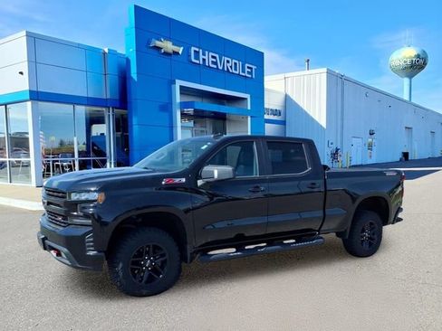 Used 2020 Chevrolet Silverado 1500 LT Trail Boss AWD/4WD image 8