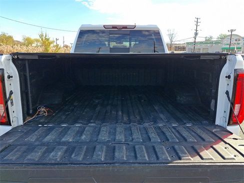 Used 2020 GMC Sierra 2500 Denali w/ Denali Ultimate Package image 32