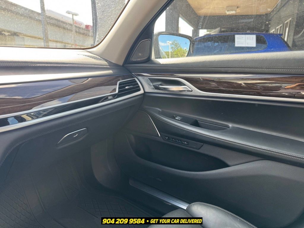 Used 2020 BMW 750i xDrive w/ Executive Package AWD/4WD image 18