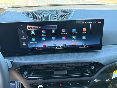 New 2026 BMW 330i Sedan w/ M Sport Package image 30