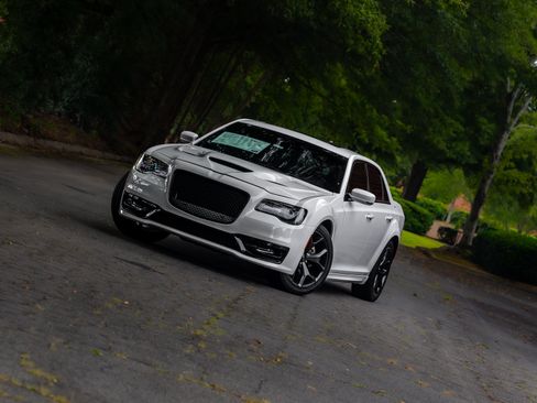 Used 2021 Chrysler 300 S w/ S Model Appearance Package RWD image 22