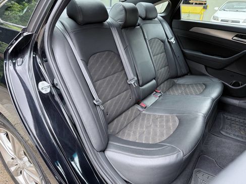 Used 2019 Hyundai Sonata Sport FWD image 17