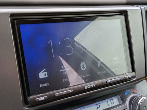 Used 2018 Toyota RAV4 Limited w/ Advanced Technology Package AWD/4WD image 18