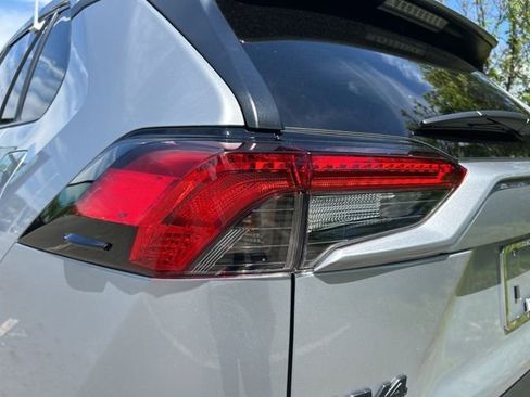 Certified 2025 Toyota RAV4 XLE AWD/4WD image 37