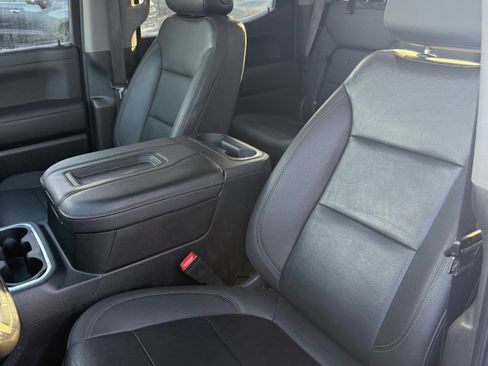 Used 2021 Chevrolet Silverado 1500 LT Trail Boss w/ Convenience Package II image 14