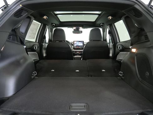 New 2026 Jeep Compass Latitude AWD/4WD image 27