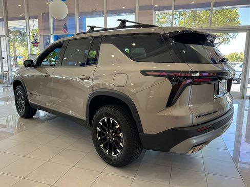 New 2026 Chevrolet Traverse Z71 w/ Enhanced Driving Package AWD/4WD image 4