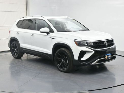 Used 2022 Volkswagen Taos SE AWD/4WD image 28