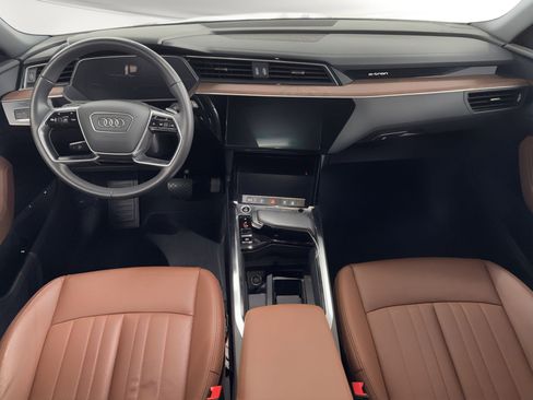 Used 2022 Audi e-tron Premium image 18