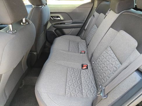 New 2026 Nissan Kicks SV image 13