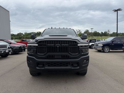 Used 2025 RAM 2500 Rebel w/ Rebel Level 2 Equipment Group AWD/4WD image 2