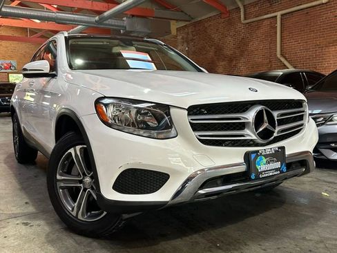Used 2016 Mercedes-Benz GLC 300 4MATIC image 1