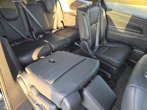Certified 2024 Honda Odyssey EX-L image 24