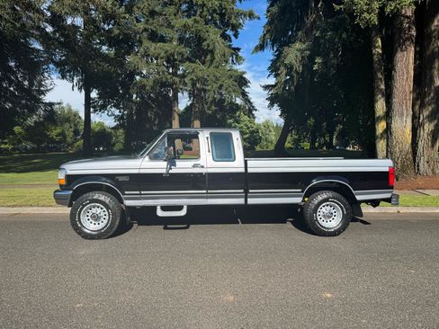 Used 1996 Ford F250 4x4 SuperCab image 2