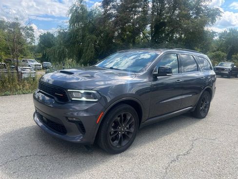 Used 2023 Dodge Durango R/T RWD image 4