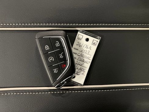 Certified 2023 Cadillac Escalade Premium Luxury w/ LPO, Floor Liner Package AWD/4WD image 30