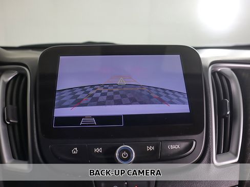 Used 2024 Chevrolet Malibu LT image 4